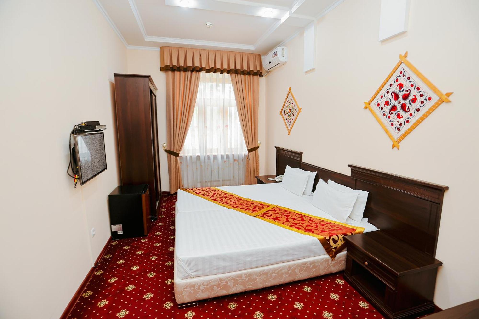 Yangi Sharq Hotel Samarkand Exterior photo