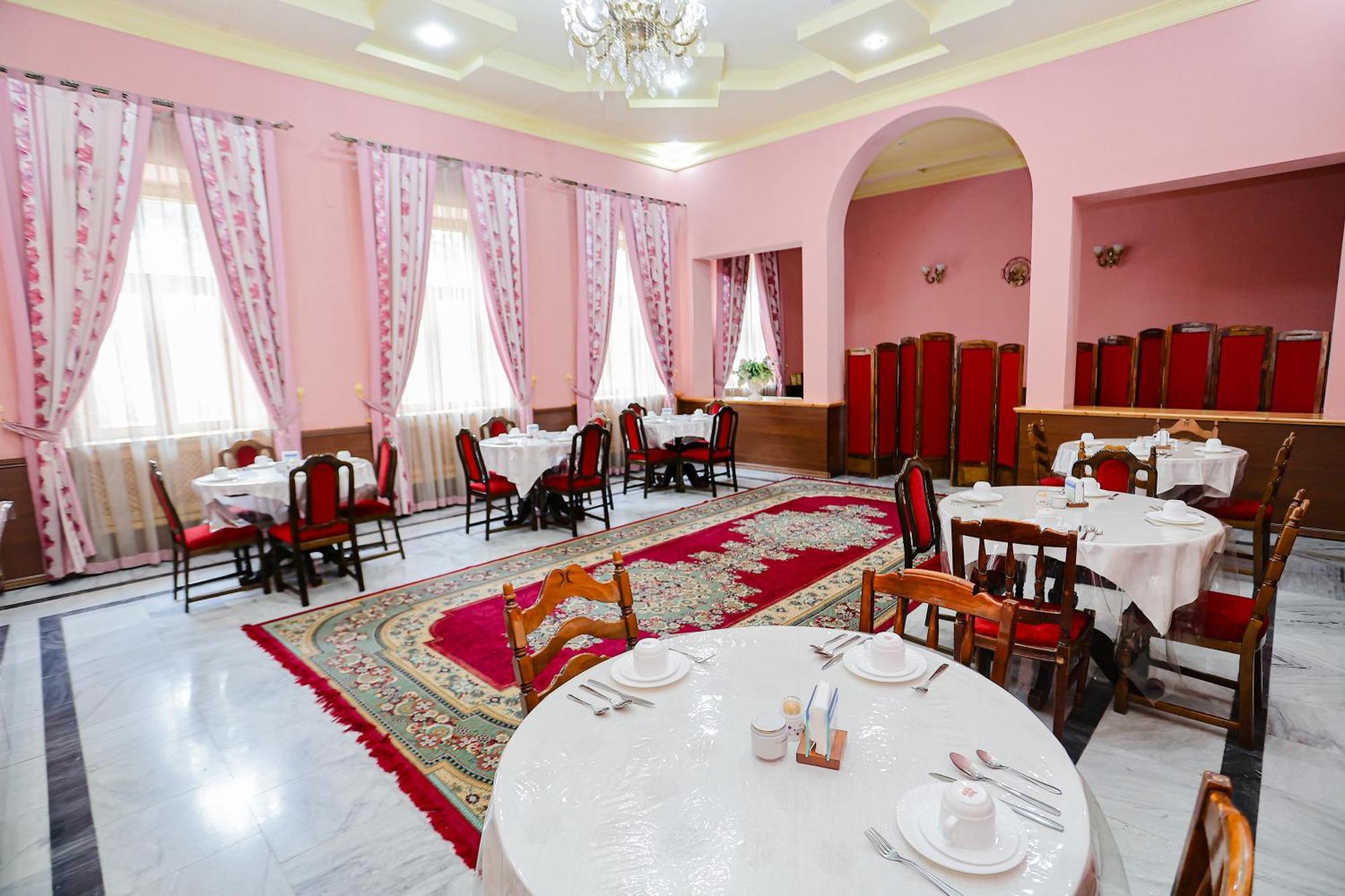 Yangi Sharq Hotel Samarkand Exterior photo
