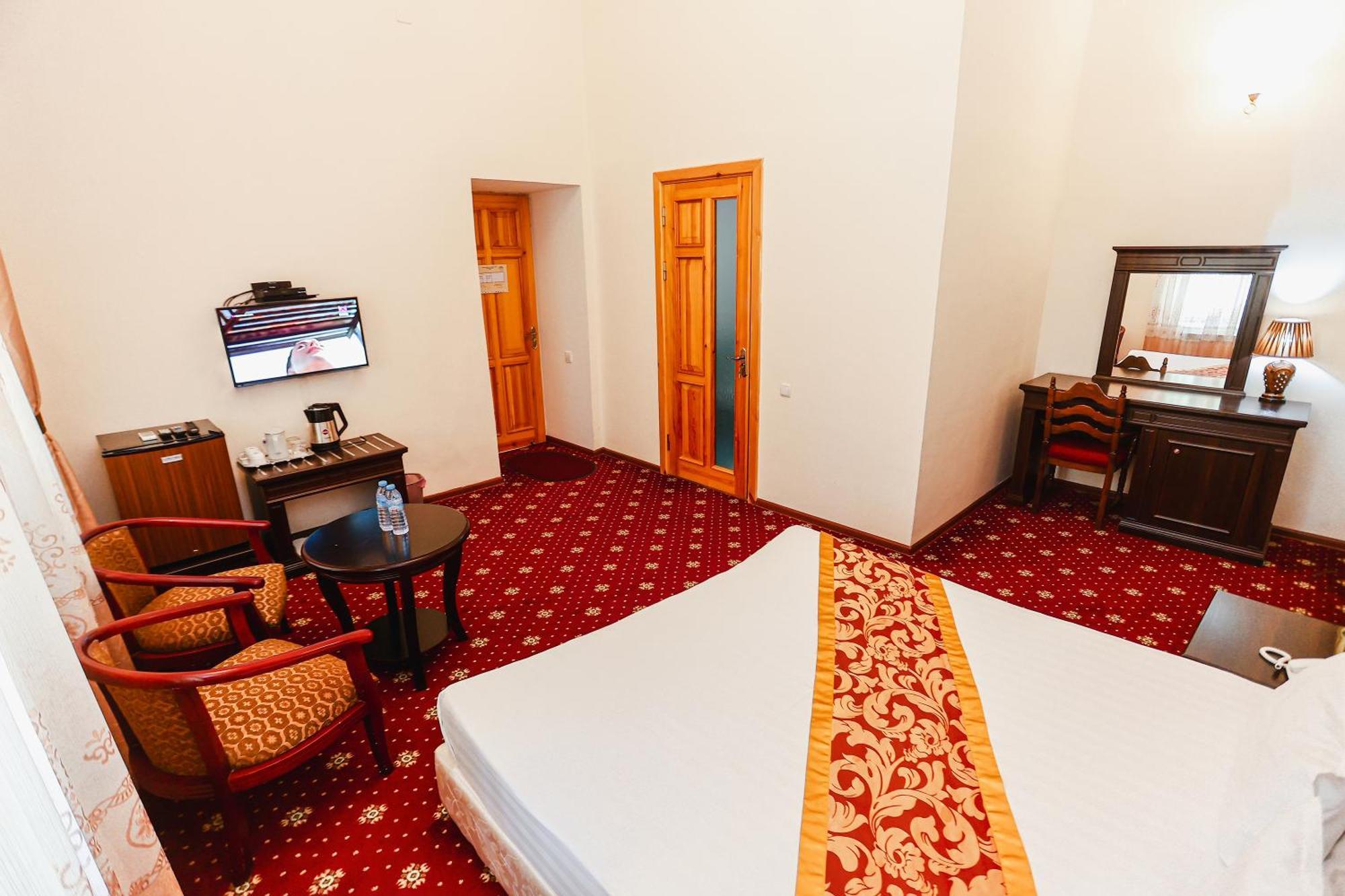 Yangi Sharq Hotel Samarkand Exterior photo